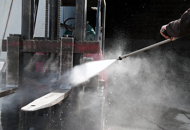 Best Machinery and Equipment Cleaning  in Bonner Springs, KS